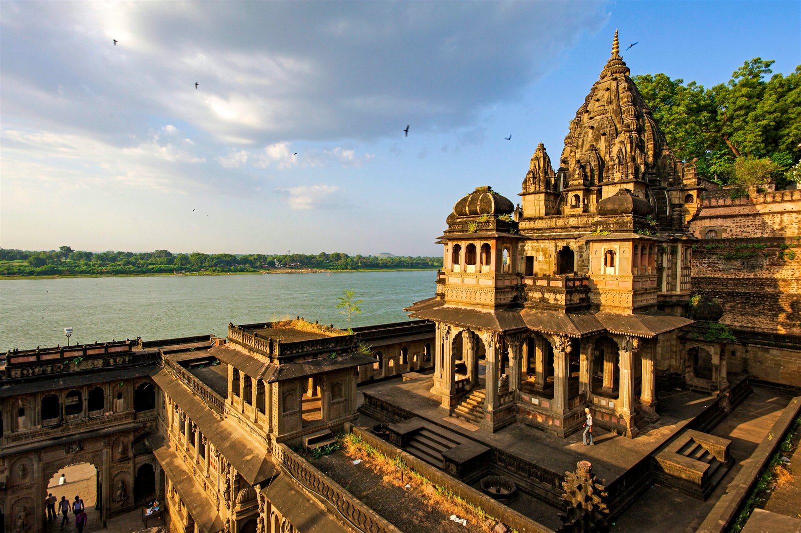Indore – Omkareshwar – Maheshwar – Mandu – Ujjain